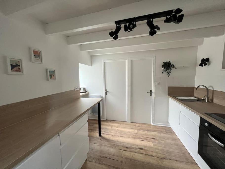 Maison Cosy 4 Personnes Tinténiac Buitenkant foto